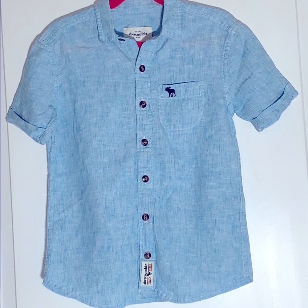 Abercrombie kids blue button down shirt. Size 7/8